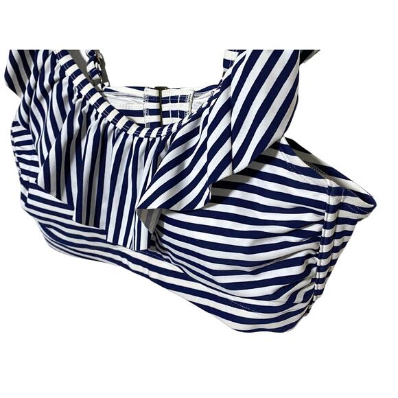Vineyard Vines for Target Bikini Top Ruffle White Blue Striped Nautical Women 1X - Picture 2 of 8